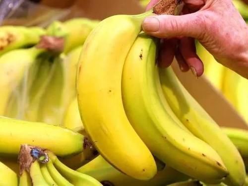 呲牙|当你怀孕了,4种“零食”尽量吃,宝宝出生后或像洋娃娃那样漂亮