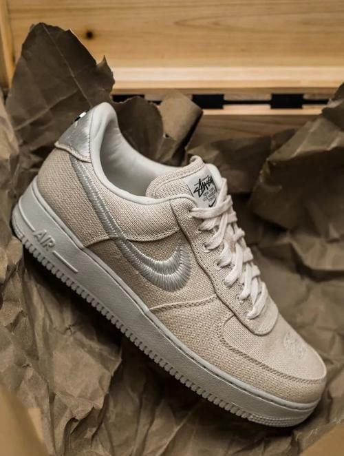 富婆 “富婆快乐鞋 2.0”!这颜值、这质感,小编只能祈祷别再涨价了!