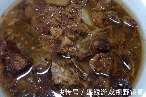 合成|“高胆固醇”美食，鸡蛋也在其中，榜首却很少有人知道，还在吃