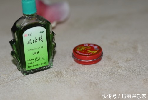 双面胶|胶带撕掉难清理教你4个清理胶带印迹小妙招，轻松去除胶带痕迹