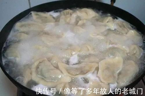 饺子|拌饺子馅最不能放这调料，难怪饺子不鲜没香味，年夜饭用的上！