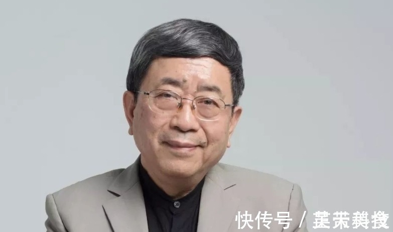 女演员&揭开“伪君子”余秋雨的面纱,曾弃13年糟糠妻,娶小16岁的女演员