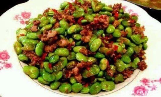亲戚来家做客，用几道家常菜招待，都说比饭店的还好吃，口齿留香