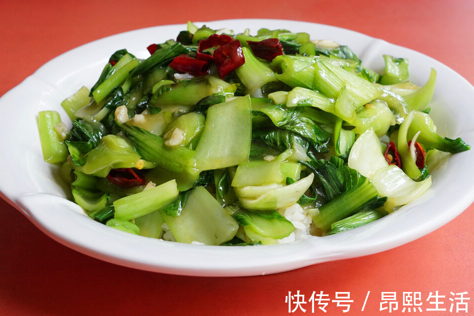 鲜香|无论炒什么青菜，直接下锅炒是错的，牢记这3步，青菜翠绿又鲜香