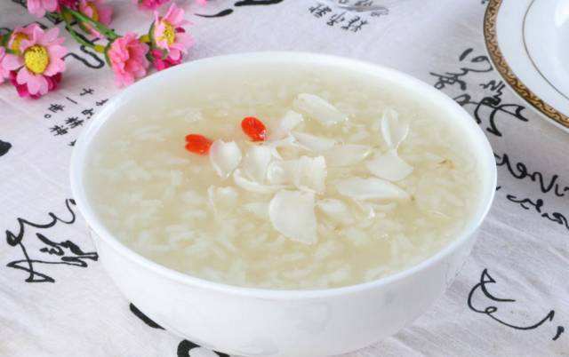 纯天然|藏在身边的“纯天然安眠药”,常吃可养心安神,晚上睡的更香