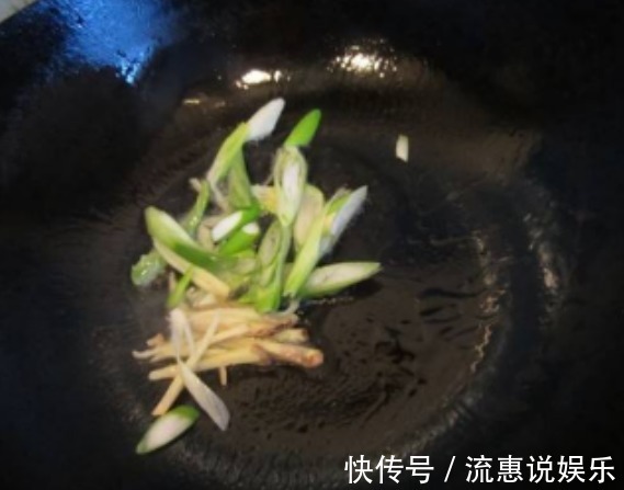 香菇|此菜是“钙王”,做法简单,比肉还好吃,每次做一大盘不够吃