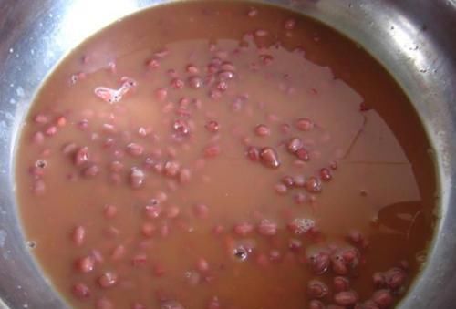 不管煮什么豆子,都不要直接下锅煮,教你一招,十分钟软烂开花