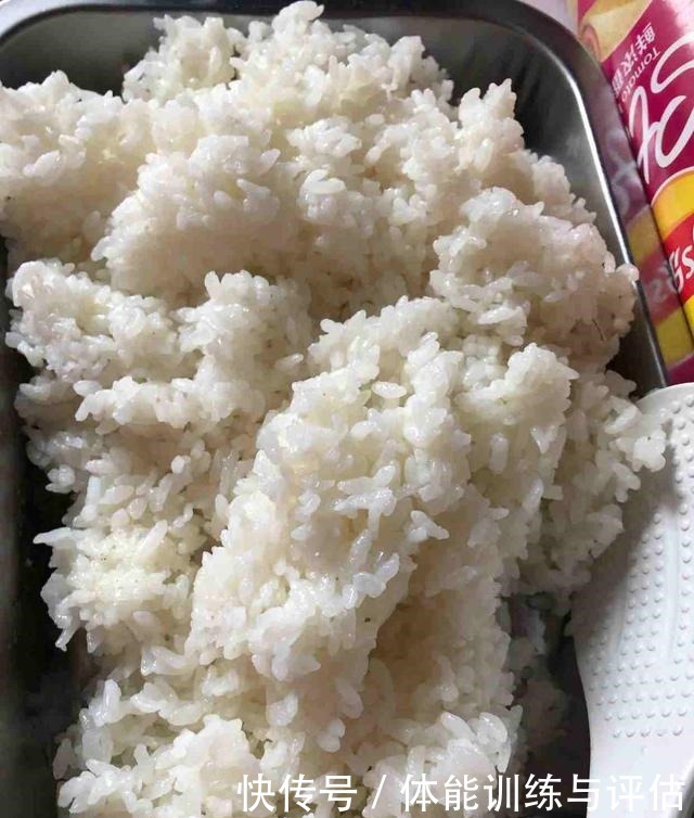 开学季早晨就做它,10分钟开饭,大人孩子都爱,好吃又饱腹!