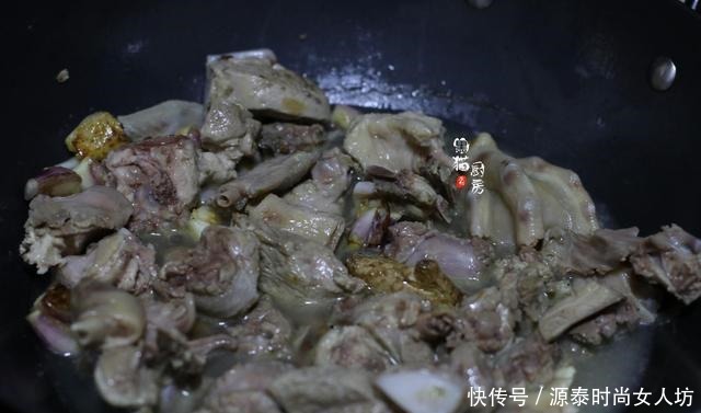 它比牛肉养人，却只卖14元一斤，我家秋冬常吃，