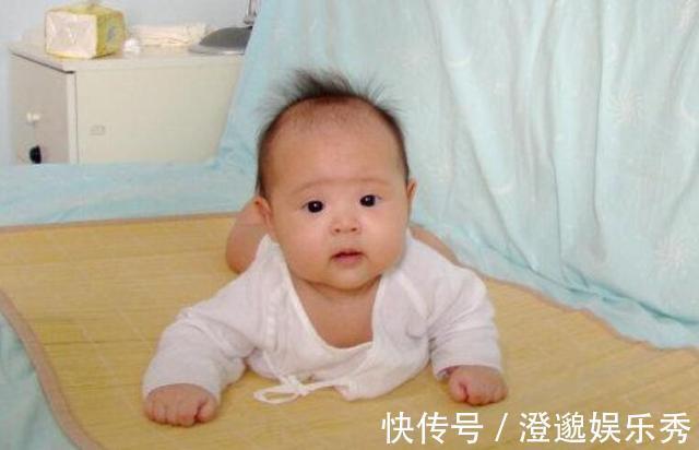 牙齿|宝宝几个月会翻身和长牙,很多妈妈做错,耽误宝宝发育