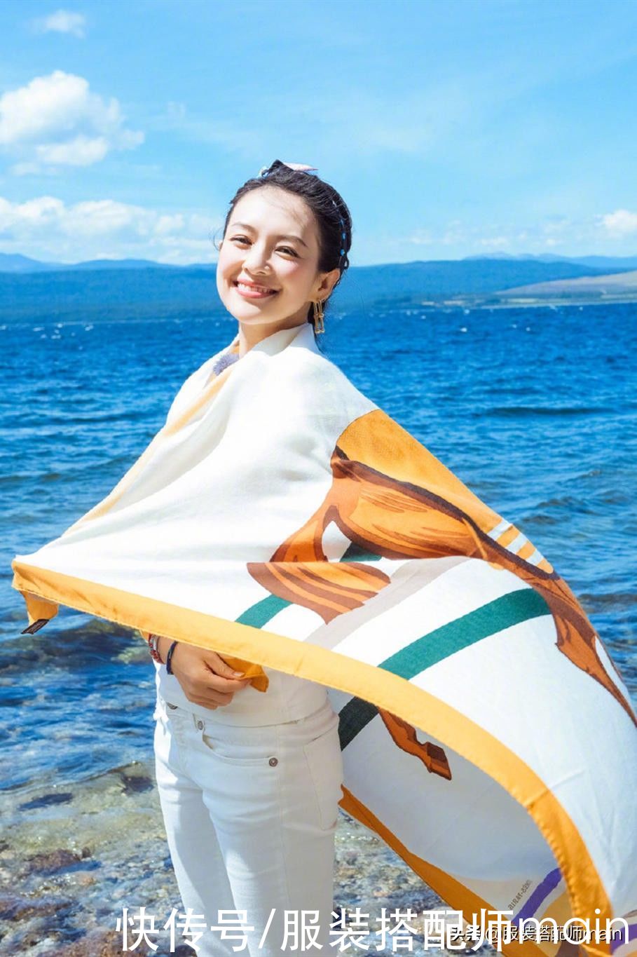 翻倍|丝巾别只会系脖子！掌握这4个技巧，普通人也能气质翻倍