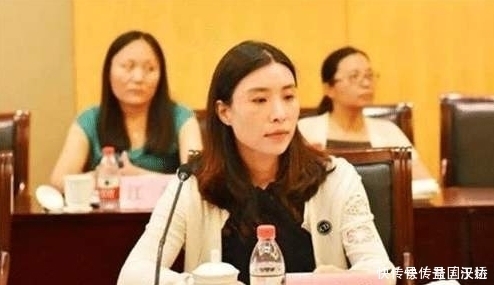 公司|曾坐拥30万员工,后将公司卖给马云,今靠雨伞再登富豪榜