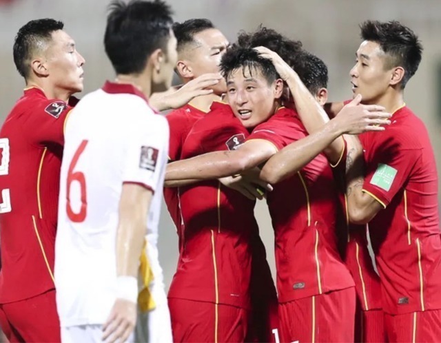 国际足联|尴尬,世界杯再扩军16支,亚洲名额再增加4个,国足还是完美错过