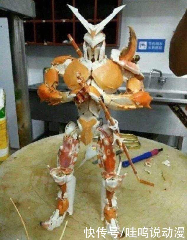 退热贴|零食盒、食物残骸也能变成手办?当它们落入大神手中,奇迹发生了