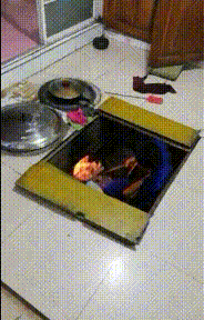 |搞笑GIF:冬天静电有多可怕