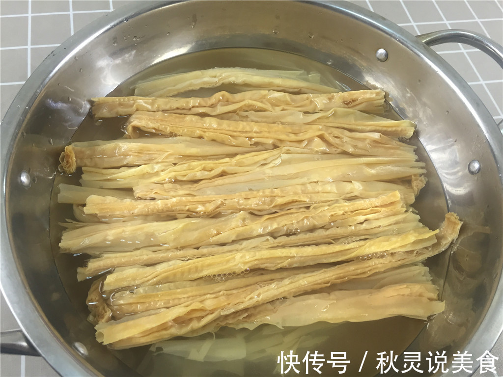 自制零食,只需简单三步,麻辣爽口,下酒又下饭