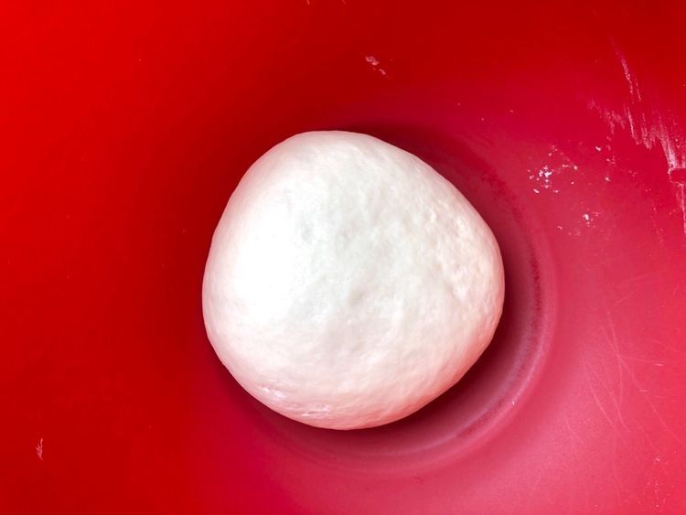 无水无油的酸奶蜜豆小面包，不用烤箱也能做，比买的还好吃