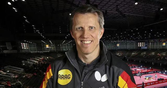 波爾|德國(guó)一哥氣色不錯(cuò)！波爾感染新冠后首度亮相 遠(yuǎn)程出席典禮