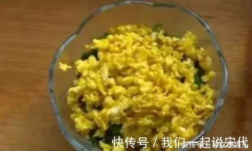 饺子皮别用来包饺子了,又教你一个新吃法,咬一口满口香!