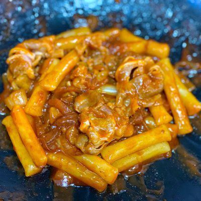 韩式辣炒年糕肥牛要美味,还是得这样吃才满足!