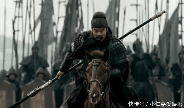 为啥|曹操对关羽推崇备至,又送马又封侯,为啥关羽就是不愿跟曹操?