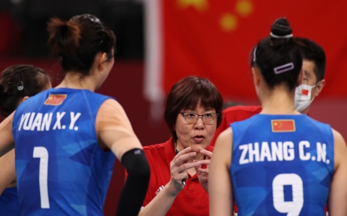 球員們|郎平調(diào)侃隊員落淚！詳解朱婷傷勢之謎：韌帶撕裂，被美國等隊迷惑