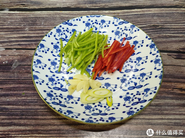 炒土豆丝，先放醋还是后放醋，这一步做对了，土豆丝脆爽又好吃