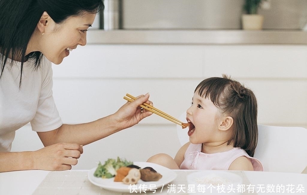 细粮|不要总是埋怨孩子长不高,给他吃这4类食物,长高了才怪!