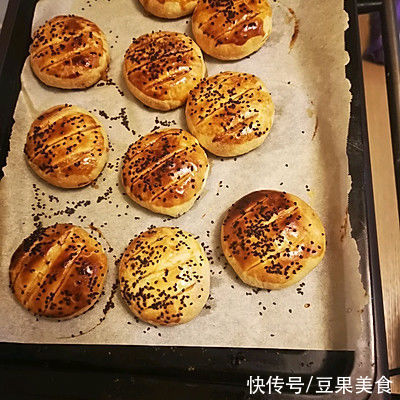 红豆酥饼|这道超级红豆酥饼比米其林大厨做的还好吃