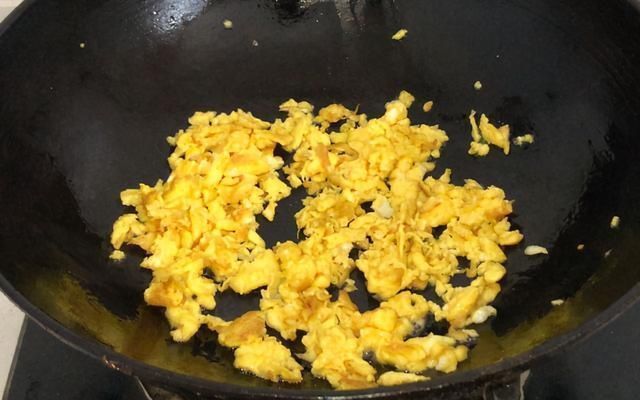 玉米面不要做馒头了,加上这种蔬菜,教你做菜团子,薄皮大馅真香