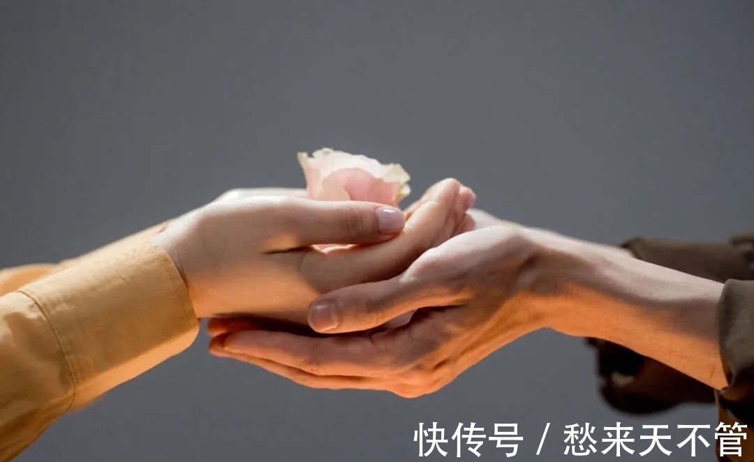 莫里#这本畅销了23年的人生之书,每个人都应该停下来读一读