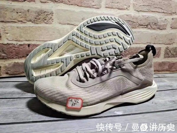 鞋底 朋友圈秒杀价国产鞋子稳吗一文谈谈我的经历和体会