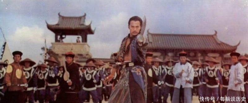 诗气势磅礴,何须马革裹尸还,充满英雄气概