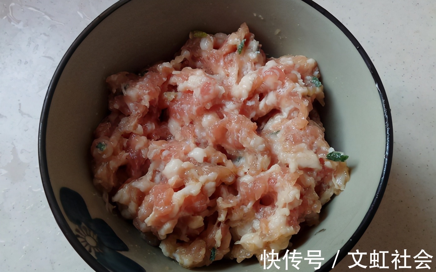 一道菜|在夏季受欢迎的一道菜，肉末粉丝蒸娃娃菜，少油少盐更健康