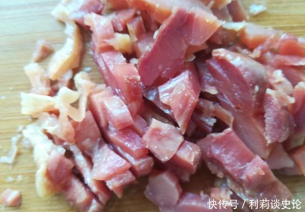 這菜簡單炒5分鐘就好,好吃還降火,晚餐隔三差五吃,體重嗖嗖降