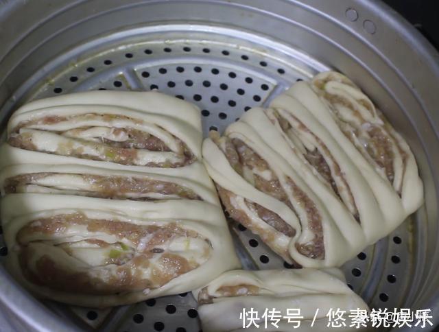 面粉新吃法，不蒸馒头，不包饺子，不烙饼，简单一做，全家吃不够