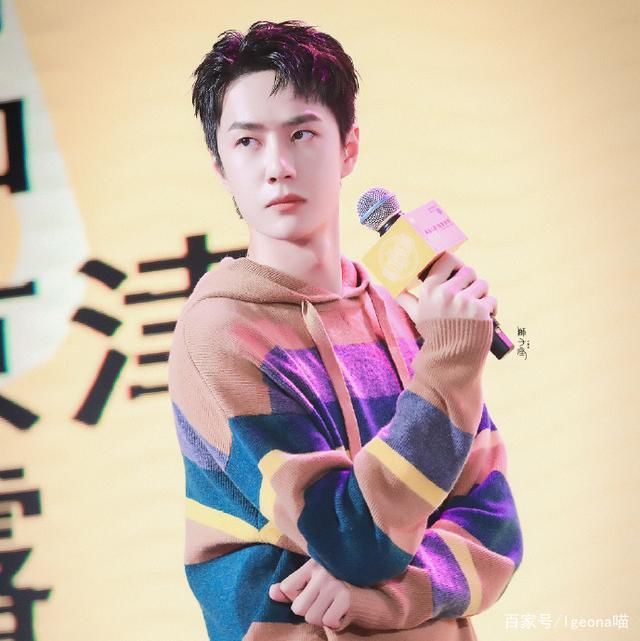 王一博：粉丝见面会开成军训第一人！猫头军事化管理，啵好严格！