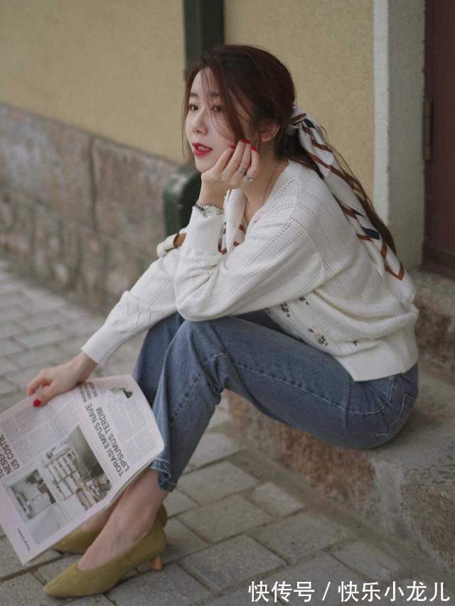 香风|秋天不穿裙子也很浪漫,针织开始搭配牛仔裤优雅大气,高级时髦