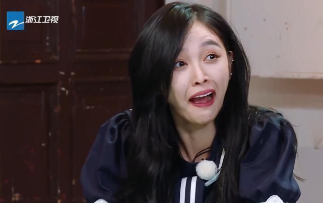 偶像练习生 百分九闪现《跑男》,有谁注意到蔡徐坤的反应李晨5字令粉丝泪目