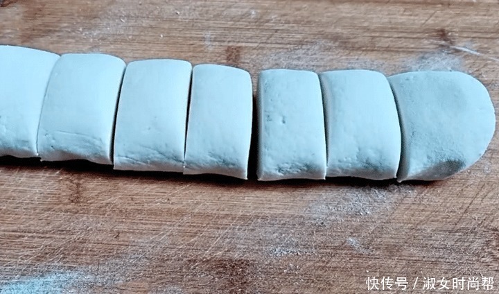 豆沙馅|做糯米饼时,不要只加糯米粉,多加点它,香甜软糯不粘牙,特好吃