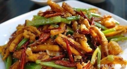 几道香气诱人的家常菜,色香味俱全,家里的小孩天天吵着要吃