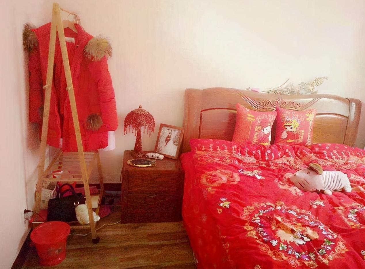 沙发|婆婆抠出新境界，5万装修婚房还带家电，如此寒酸真让人不想嫁了