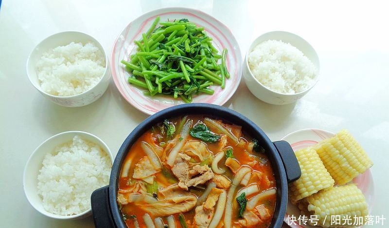 早餐|我家晚餐不丰盛，两菜两主食，简单好做好吃！