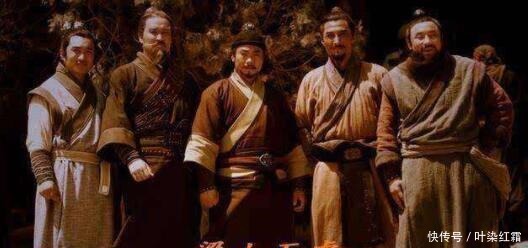 完爆|梁山中竟藏着一个江湖高手,武功力压梁山五虎,完爆卢俊义十条街!