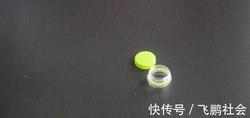 塑料瓶|洗衣粉上套个塑料瓶,这个用途太厉害了,要是早点知道就好了