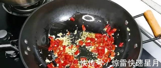超级好吃的水煮肉片，做起来其实并不难哦~！