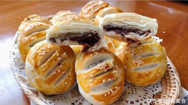 #元宵节美食大赏#红豆沙千层酥饼