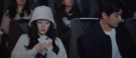 演员|开播4天就拿下8个冠军，迪丽热巴终于告别女演员的“尴尬”了？