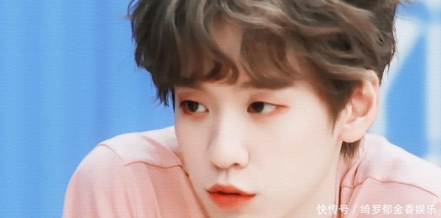 余景天 青3选手营业用力过猛两人吹同一个气球,打情骂俏引争议