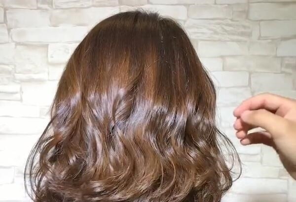 木马 齐肩发不长不短很难受,新春发型木马烫搭配棕色才好看,减龄可爱